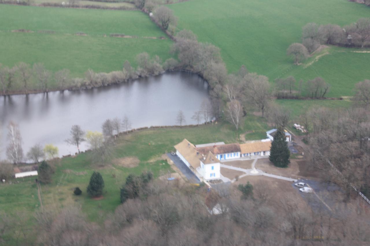 La Maison Du Lac Thionne 外观 照片